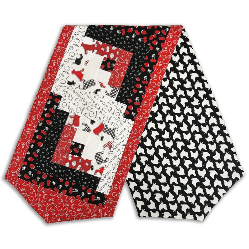 Henry Glass & Co. Pre-Cut Log Cabin Table Runner Kit – Country Fresh – Chickens