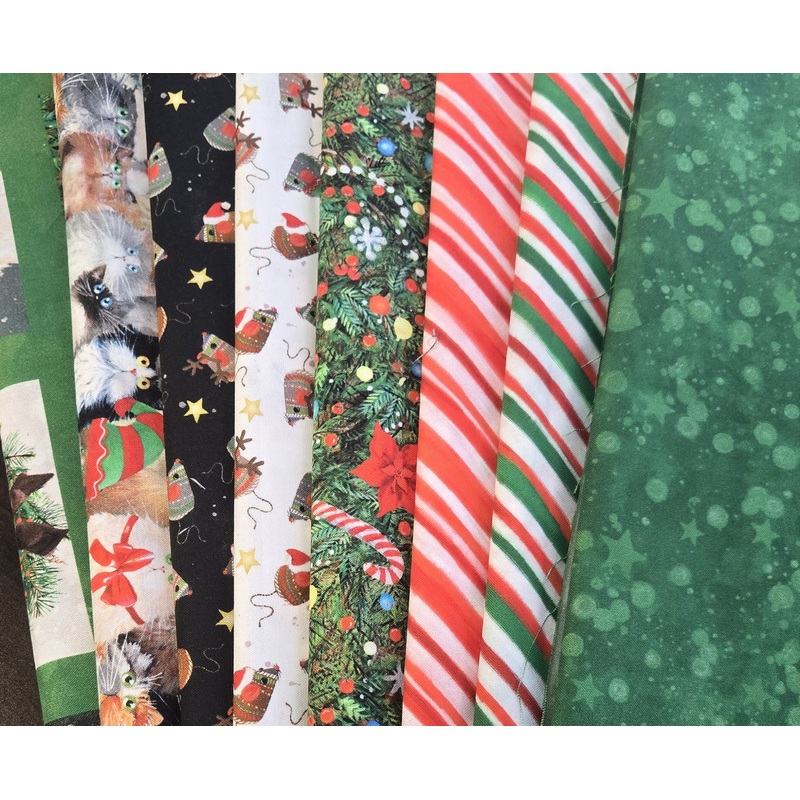 Matt’s Mystery Bundles – 6.264 yards -Meowy Christmas #3 – Assorted Remnants