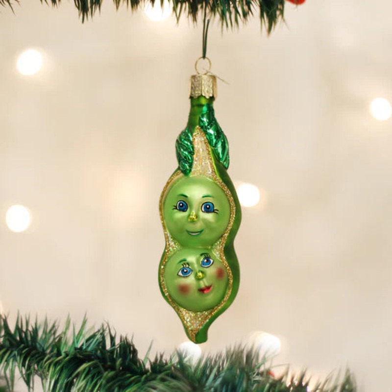 Two Peas In A Pod Ornament, 4.5