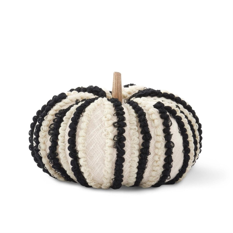Cream & Black Knit Vertical Striped Pumpkin, 10.5
