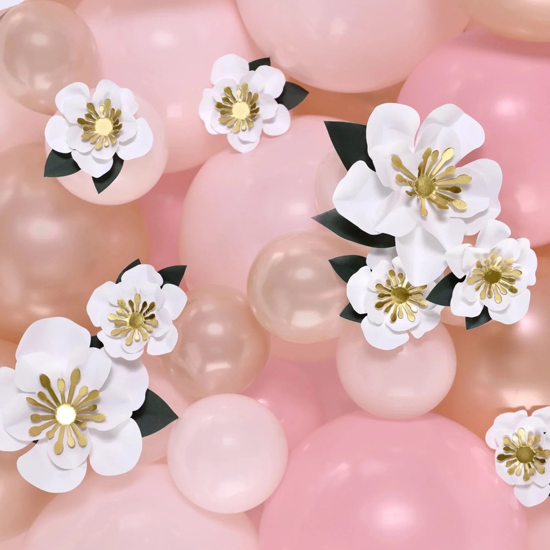 Flower Accent Decor Kit – White | 1 ct